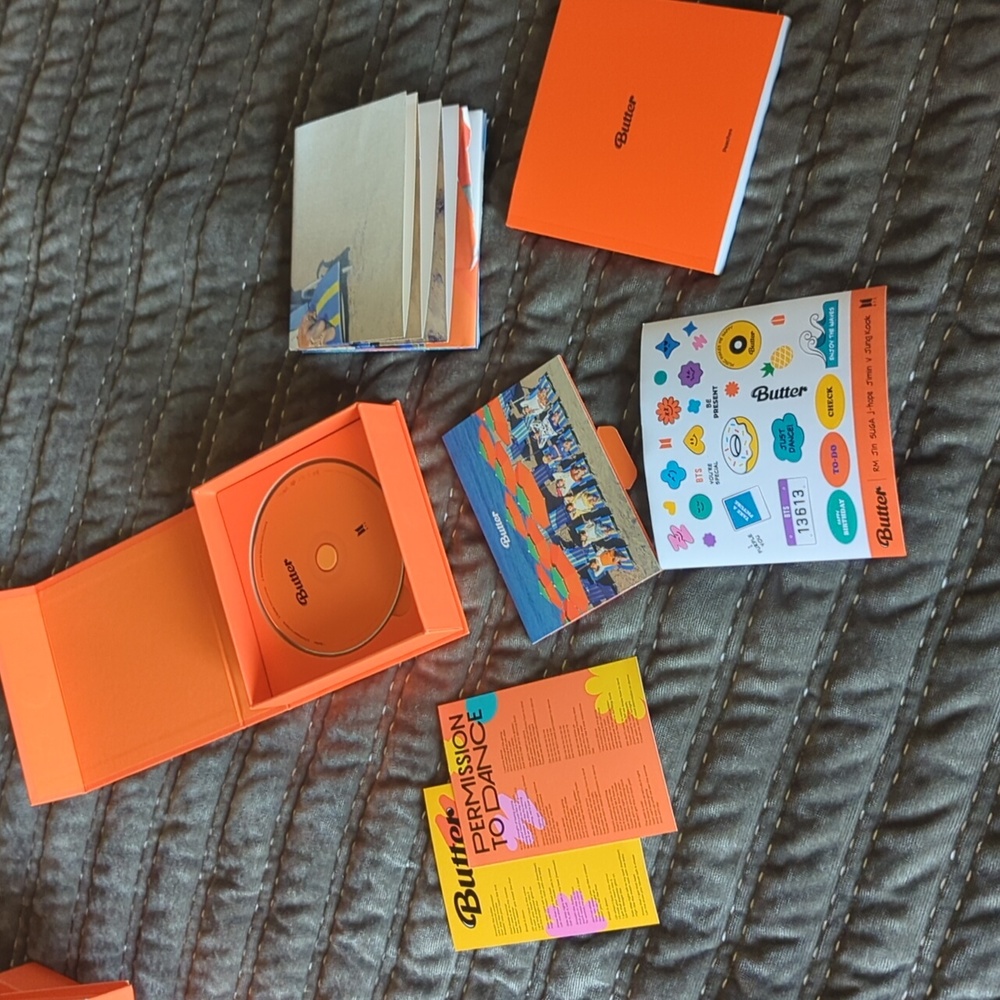 NEW IN BOX BTS Butter Album Peaches - Picture 4 of 8